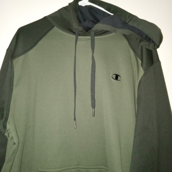 Two toned green Champion hoodie..size xl. - Picture 2 of 6